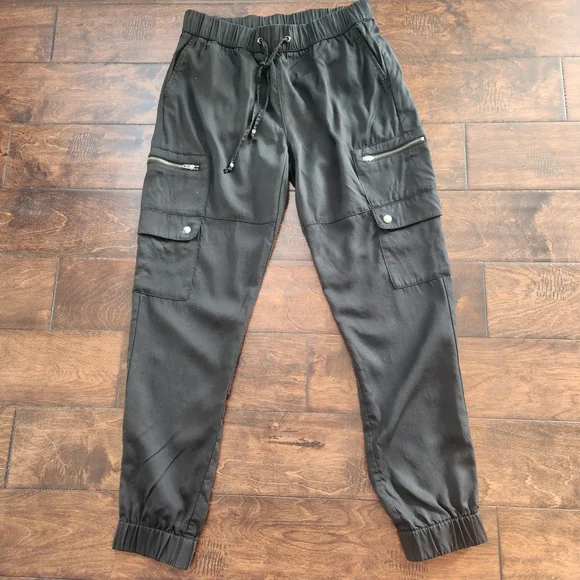 Banana Republic TENCEL'" Cargo Joggers XS Casual Sporty Athleisure Tomboy - Picture 3 of 7